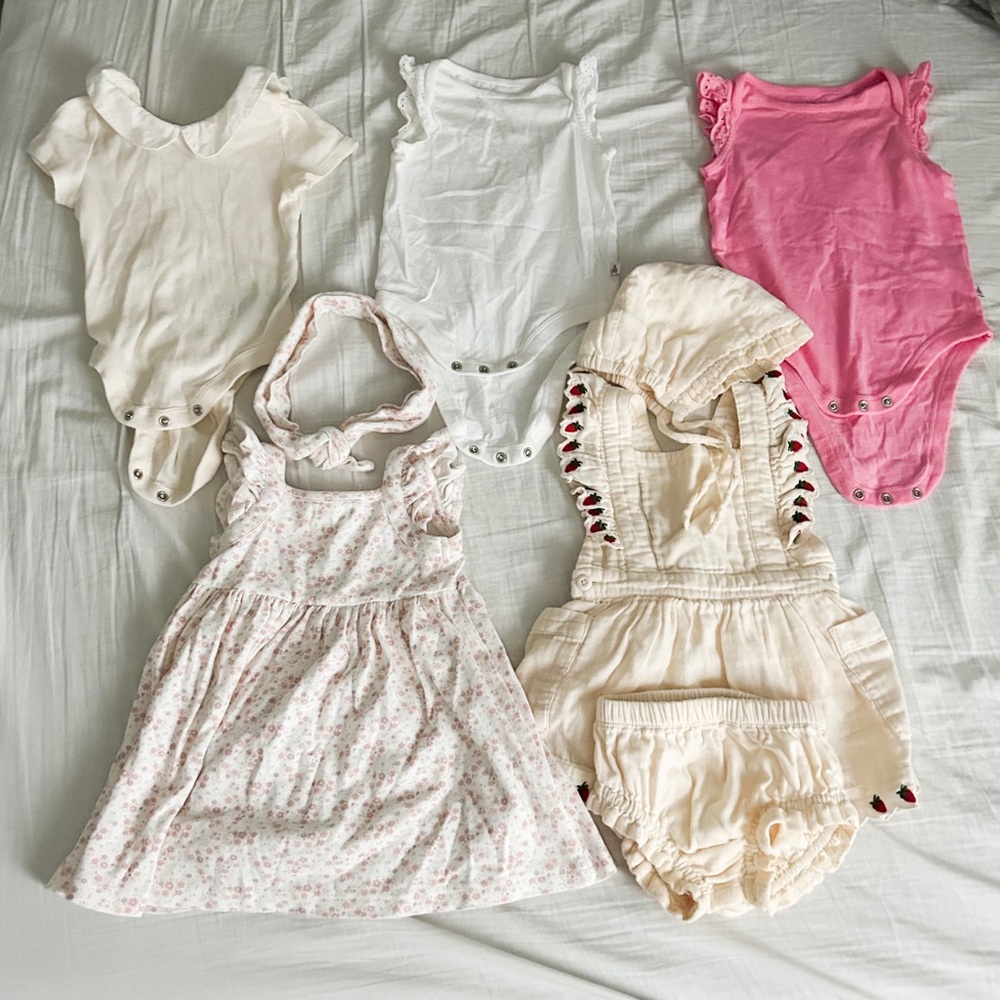 Baby girl clothes bundle